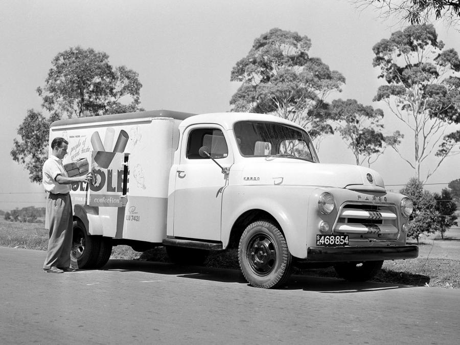  Fargo 2-33 AF Refrigerator Truck 1955 года  (фото 1 из 2)
